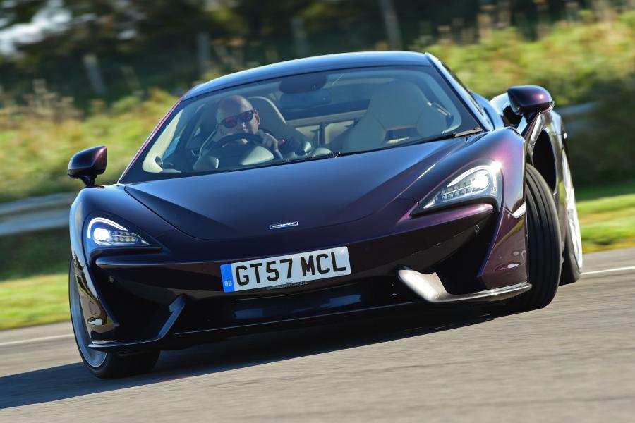  McLaren 570GT 2016 года  (UK) (фото 16 из 125)